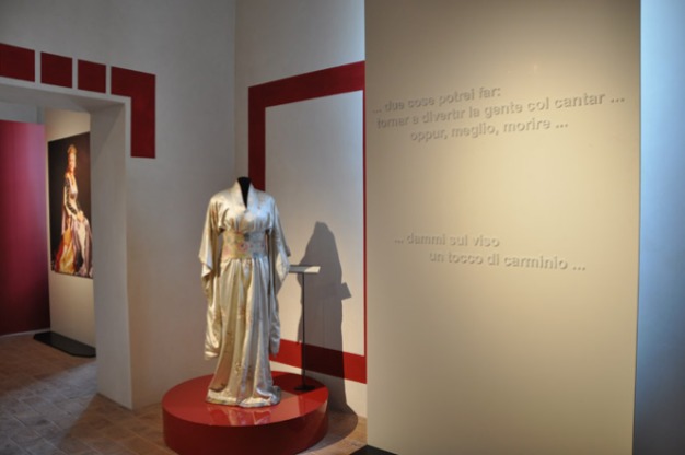 Tebaldi costumes in museo